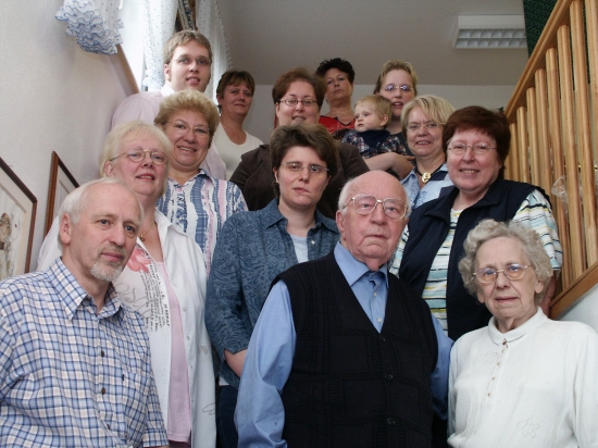 Gruppenfoto anlässlich des 100-jährigen Jubiläums
